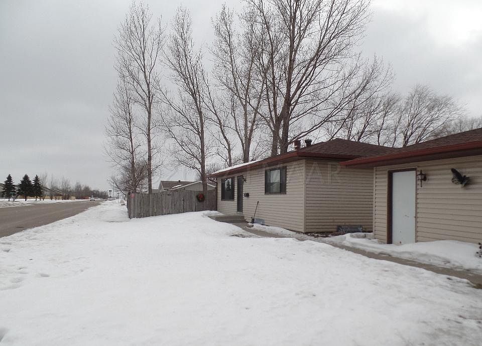 1st image of 1329 34th Ave S