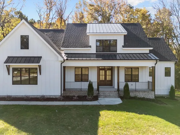 1100 Waterstone Ln, Henderson, NC 27537