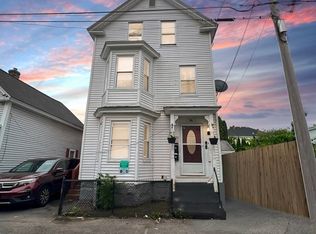 36 W L St, Lowell, MA 01850