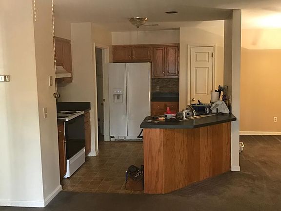 2nd image of 470 S Main St Unit 104