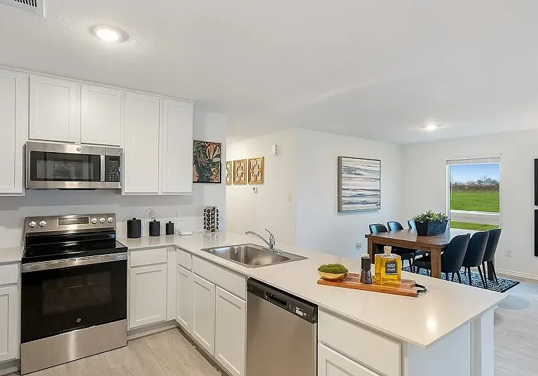 4213 Jutland Dr — Photo 4
