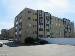 25735 Lorain Rd UNIT 106, North Olmsted, OH