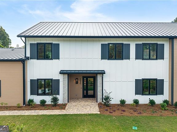 4th image of 2650 Roswell Rd