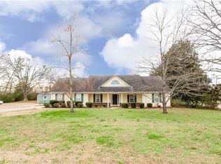 1201 Dale Dr, Monroe, GA 30656