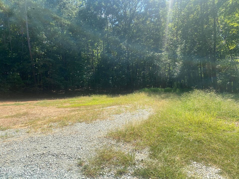 2nd image of 6903 Blalock Rd