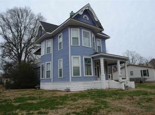 242 W Main St, Halls, TN 38040