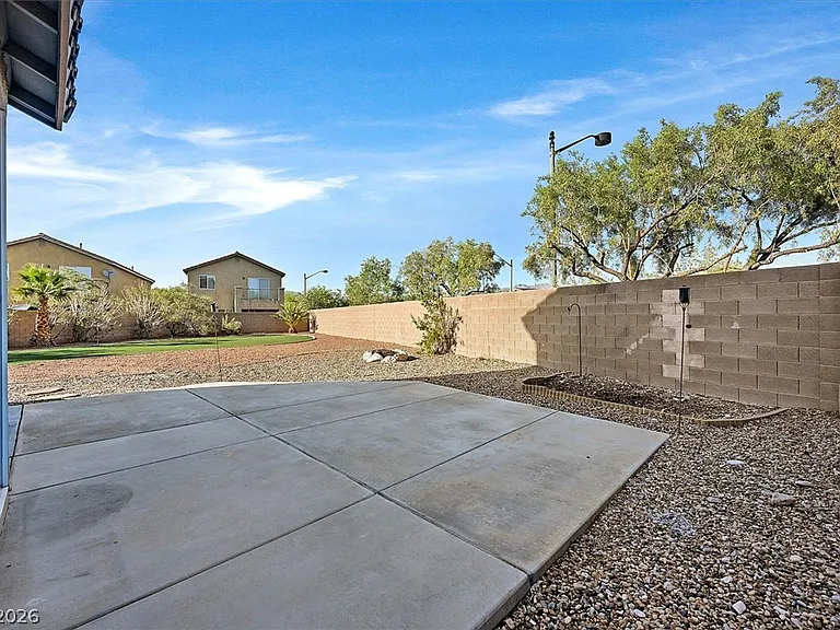 9404 Jewel Lake Ave — Photo 7