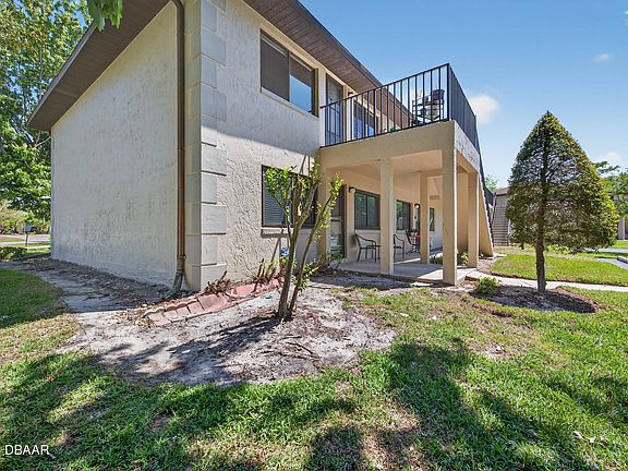 2nd image of 1601 Big Tree Rd APT 101