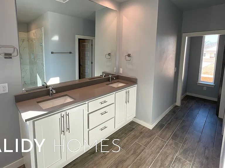 17640 Natalie Ct — Photo 20