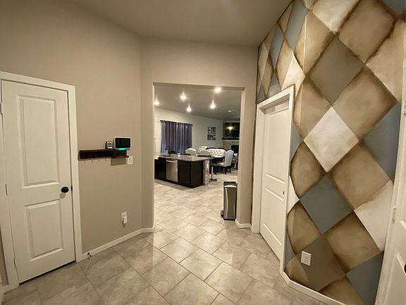 4th image of 1209 Coral Dr