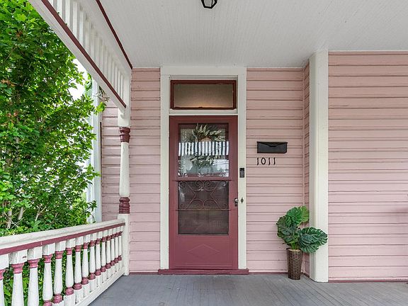 3rd image of 1011 16th St