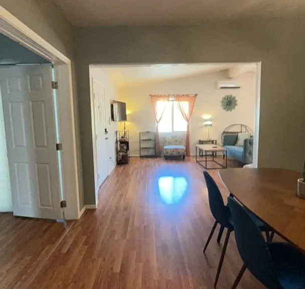 1150 E Waverly St — Photo 10