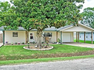 3103 Monroe St, Nederland, TX 77627
