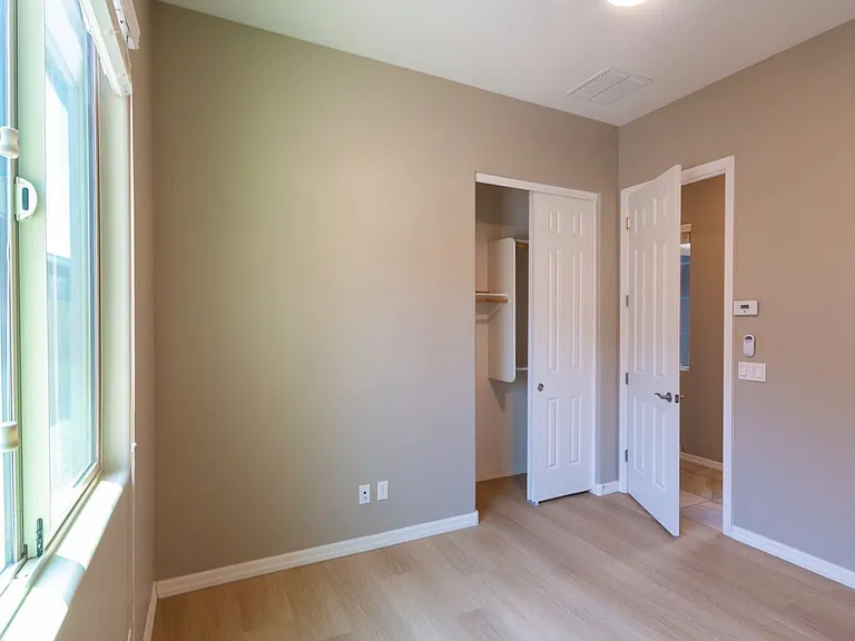 10317 E Catalyst Ave — Photo 7