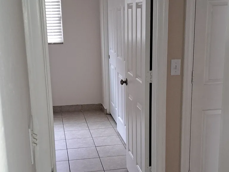3011 Cantabria Ct — Photo 20