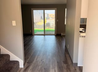 2323 22nd Ave APT 1, Forest Grove, OR 97116