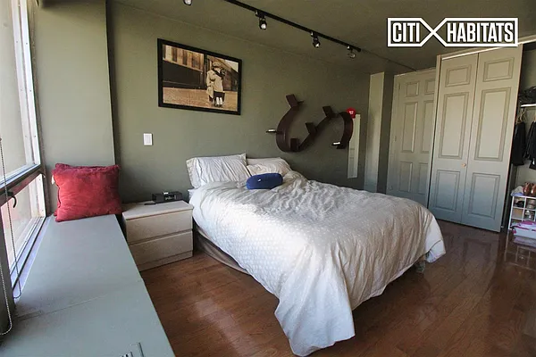 Rented by Citi Habitats | media 26