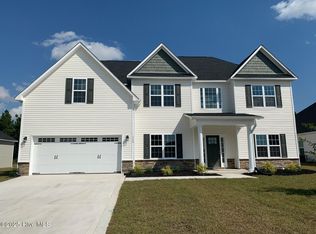 718 Secession Ln, Jacksonville, NC 28546