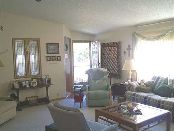 3rd image of 9541 Cypress Lakes Dr