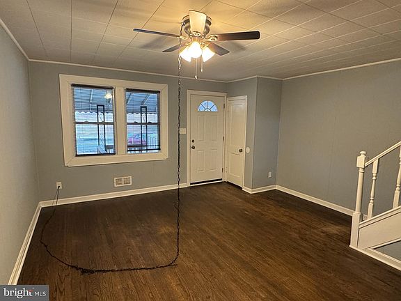 3rd image of 418 Stemmers Run Rd