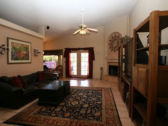 5th image of 1224 E Villa Maria Dr