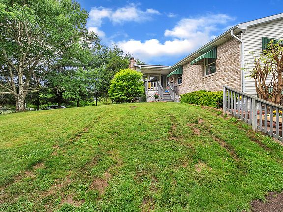 2nd image of 3775 E Vermontville Hwy