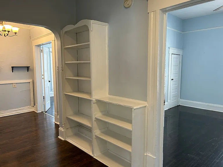 823 Parkwood Ave — Photo 12