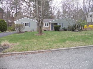 8 Monmouth Ave, West Milford, NJ 07480