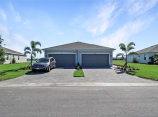8829 Saint Kitts Cir, Englewood, FL 34224