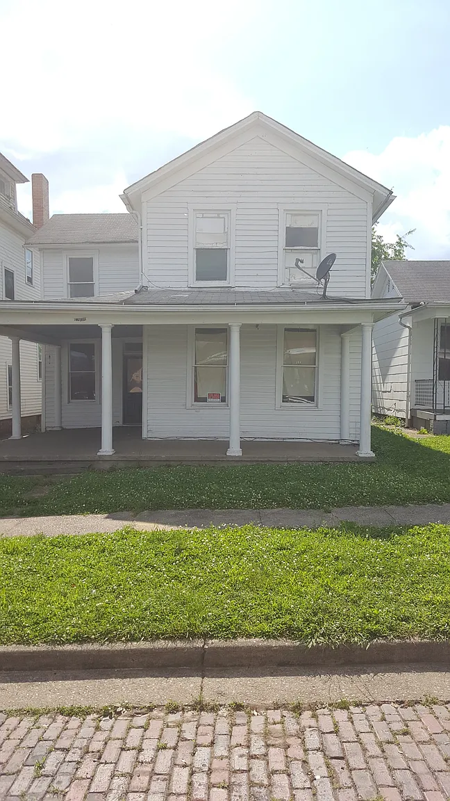 1305 Summit St photo 1