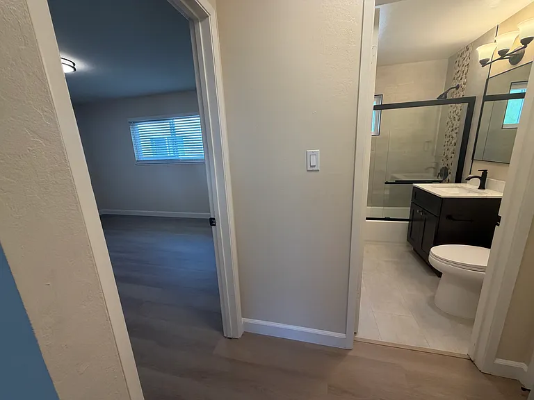 1656 Newhall St #2 — Photo 10