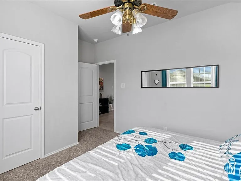 4115 Magliana Ln — Photo 10