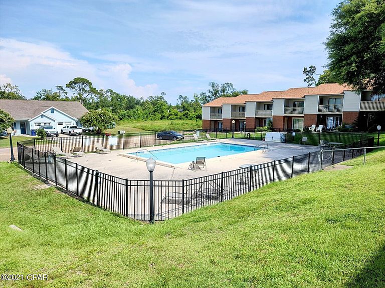 The Landings At Lake Caroline Apartments Panama City, FL The Landings At Lake Caroline Apartments Panama City, FL