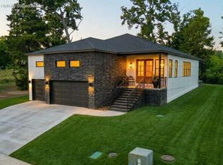 3817 Cypress, Springfield, MO 65802