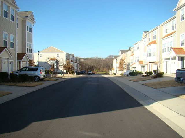 2nd image of 11922 Field Towne Ln