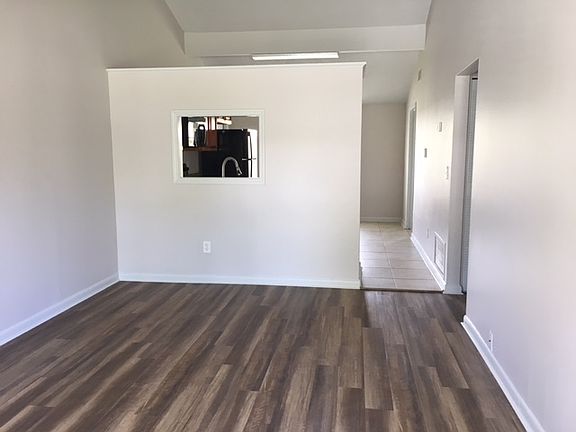 3rd image of 8301 Carmel Pl
