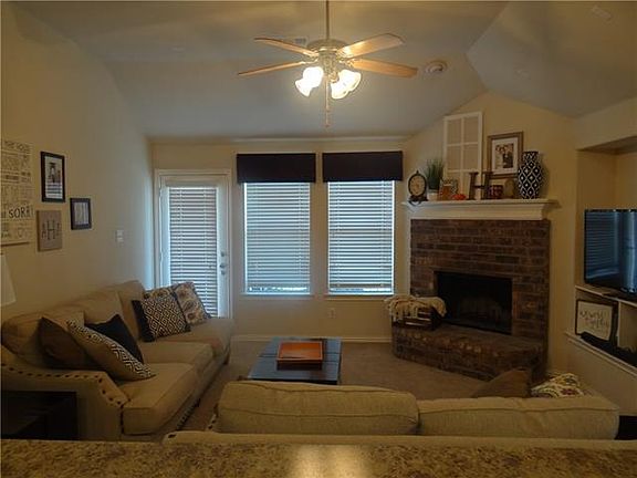 3rd image of 5112 Blackwood Dr