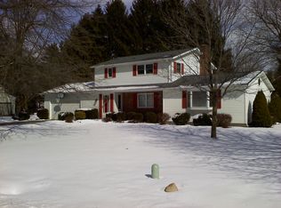 112 Sunset Dr, Edinboro, PA 16412