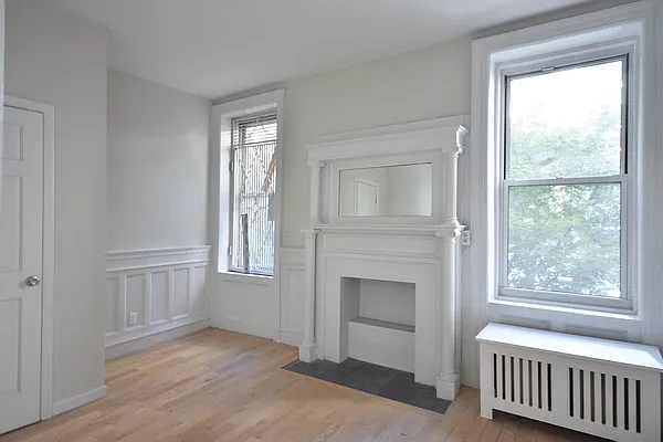 Rented by Green Line Realty | media 6