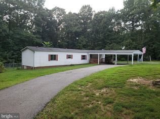 11530 Foxwood Ln, Locust Grove, VA 22508