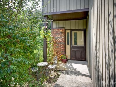 95 Reynolds Ct, Matawan, NJ, 07747