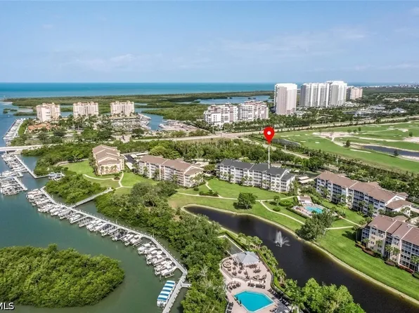340 Horse Creek Dr APT 305, Naples, FL 34110