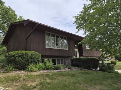235 Terrace Dr, Oskaloosa, IA, 52577