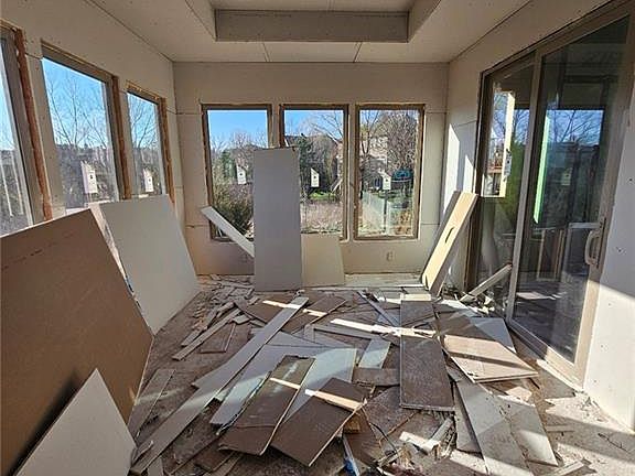 5th image of 11216 S Gleason Rd