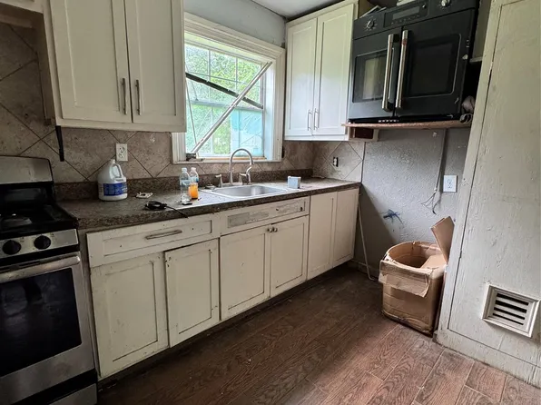 8641 Craige Dr, Dallas, TX 75217