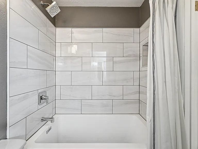 3202 Cripple Creek Trl — Photo 15