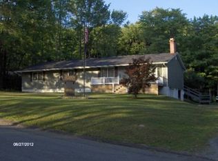 250 Cherrytree Rd, Franklin, PA 16323