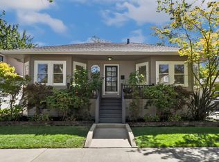 901 43rd St, Sacramento, CA 95819
