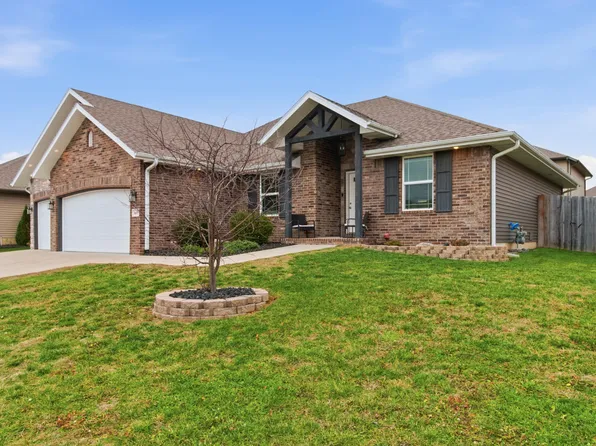 1655 N Old Castle Rd, Nixa, MO 65714