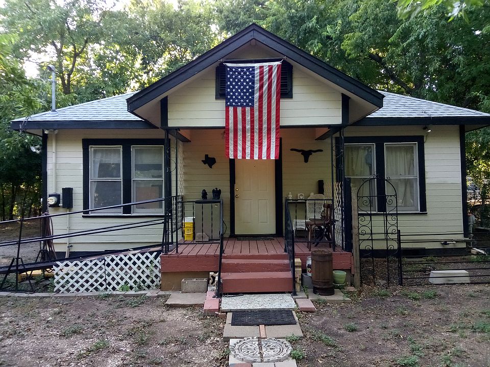 1st image of 9008 East Dr
